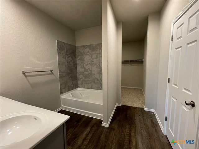 231 Valmet Drive, New Braunfels, TX 78130