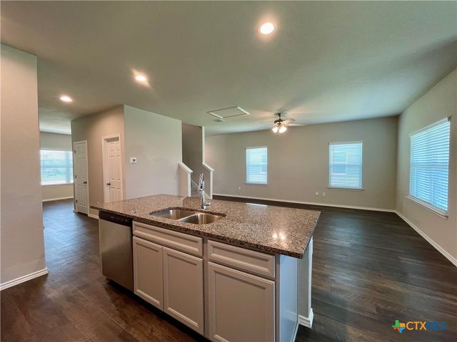 231 Valmet Drive, New Braunfels, TX 78130