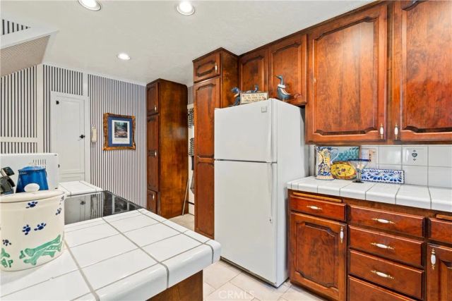 197 Rocky Point, Lake Arrowhead, CA 92352