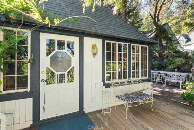 197 Rocky Point, Lake Arrowhead, CA 92352