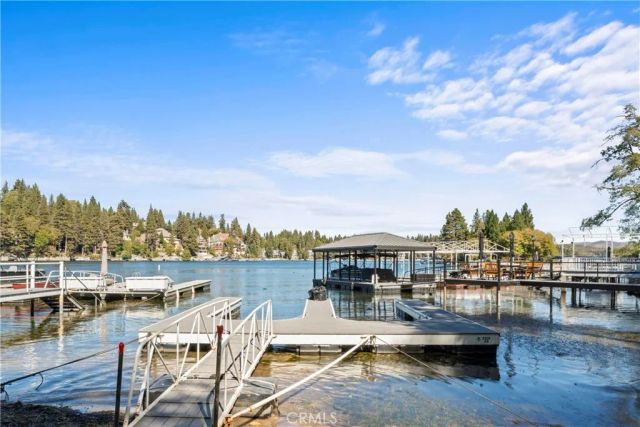 197 Rocky Point, Lake Arrowhead, CA 92352