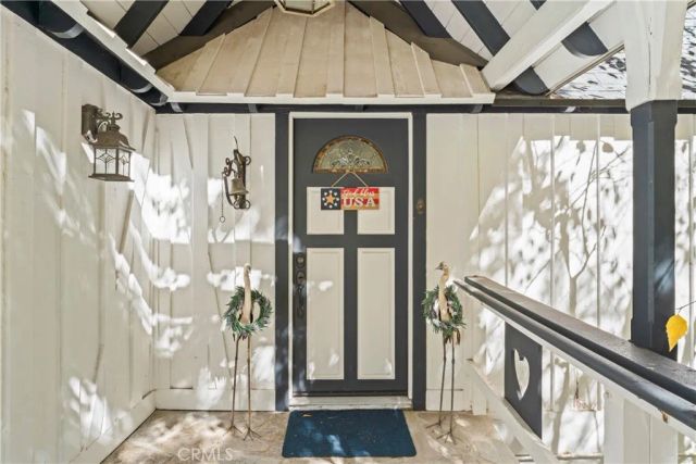 197 Rocky Point, Lake Arrowhead, CA 92352