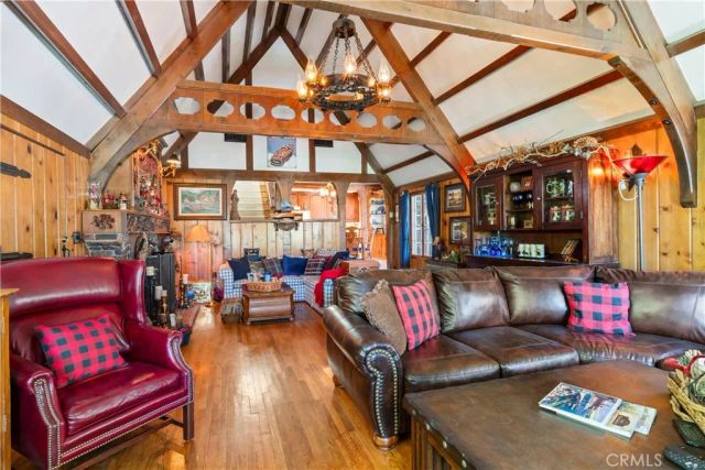 197 Rocky Point, Lake Arrowhead, CA 92352
