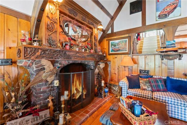 197 Rocky Point, Lake Arrowhead, CA 92352