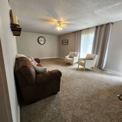501 S MOUNT CARMEL AVE, Wichita, KS 67213