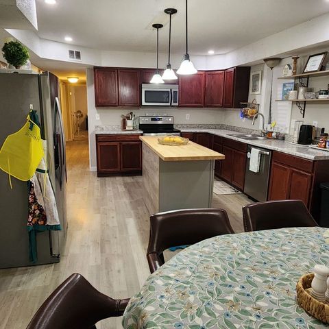 501 S MOUNT CARMEL AVE, Wichita, KS 67213