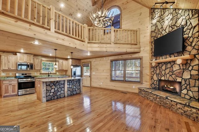 17 Dial Mountain Drive 1,2, Blue Ridge, GA 30513