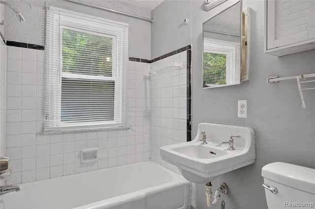 13588- 13592 Southfield, Detroit, MI 48227