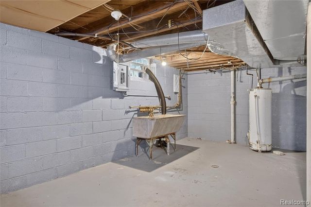 13588- 13592 Southfield, Detroit, MI 48227