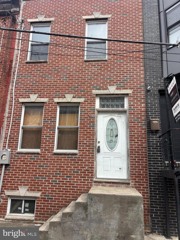 2313 N CAMAC ST, Philadelphia, PA 19133