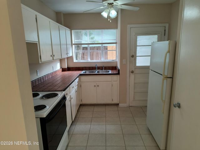 3018 OAK Street 2, Jacksonville, FL 32205