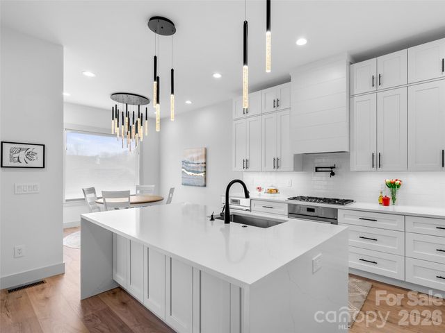 304 Avery Trail Drive, Arden, NC 28704