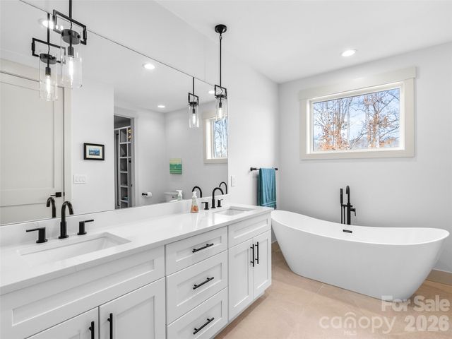 304 Avery Trail Drive, Arden, NC 28704