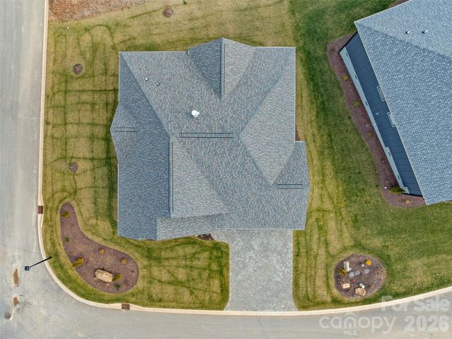 304 Avery Trail Drive, Arden, NC 28704