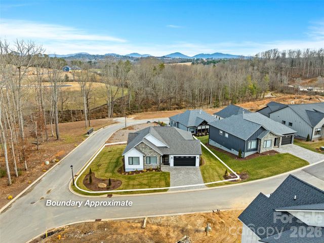 304 Avery Trail Drive, Arden, NC 28704