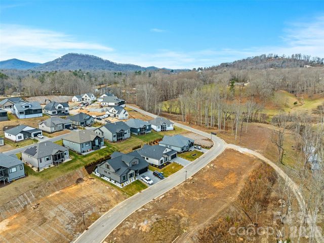 304 Avery Trail Drive, Arden, NC 28704