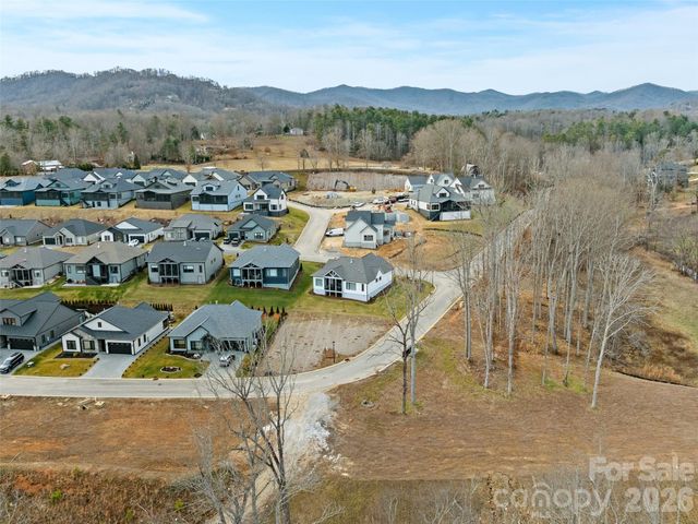 304 Avery Trail Drive, Arden, NC 28704