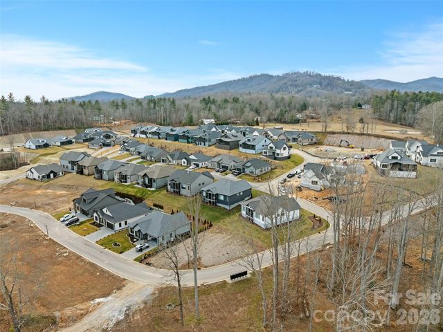 304 Avery Trail Drive, Arden, NC 28704