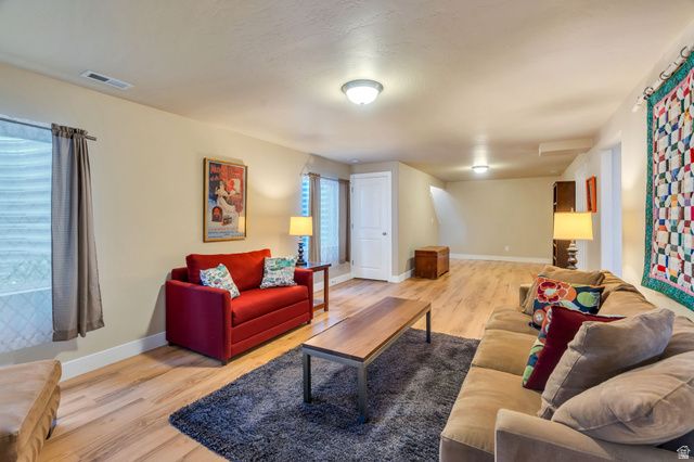 4529 W MILFORD DR, South Jordan, UT 84009