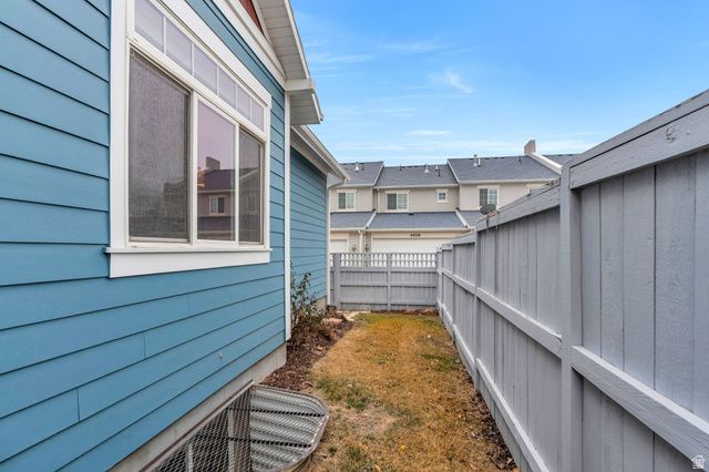 4529 W MILFORD DR, South Jordan, UT 84009