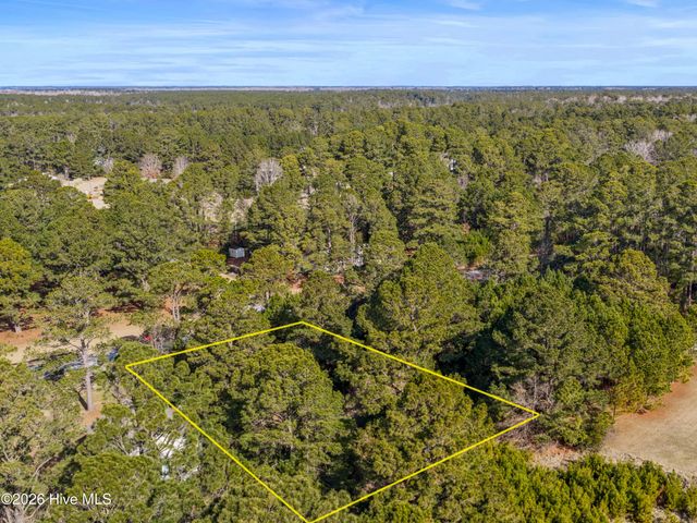 5996 Harbour Way, Oriental, NC 28571