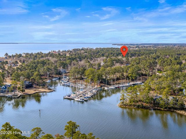 5996 Harbour Way, Oriental, NC 28571