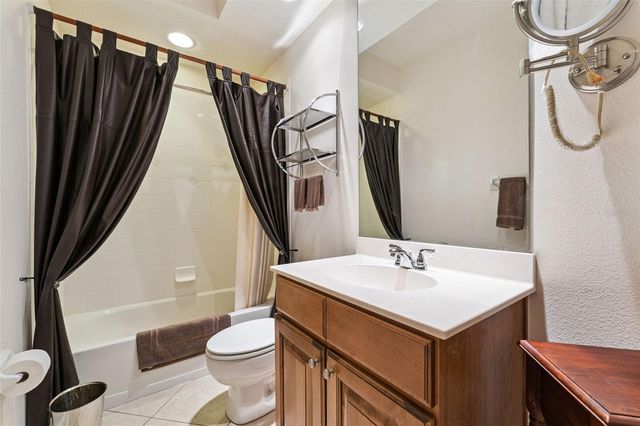 108 AVENHAM DRIVE, Deland, FL 32724