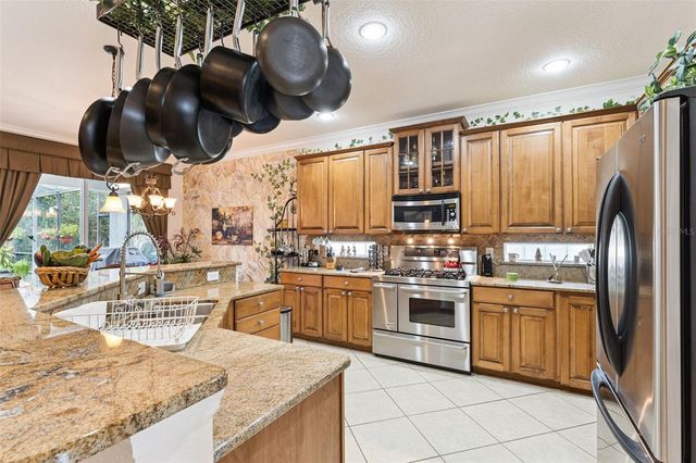 108 AVENHAM DRIVE, Deland, FL 32724