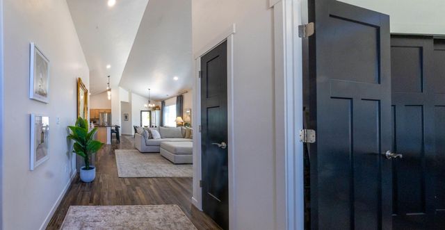 450 Fox Meadows Court, Grand Junction, CO 81504