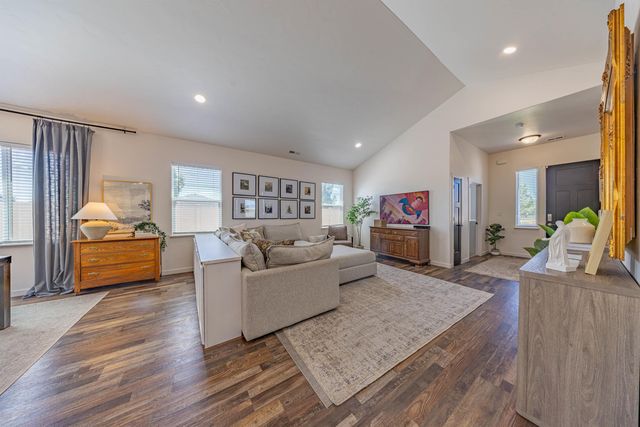 450 Fox Meadows Court, Grand Junction, CO 81504