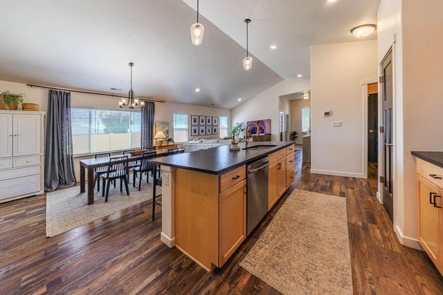 450 Fox Meadows Court, Grand Junction, CO 81504