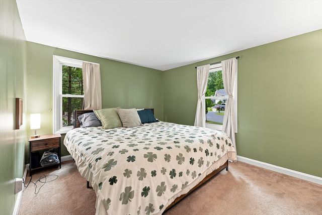 92 Sylvan Lane, Agawam, MA 01030