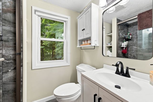 92 Sylvan Lane, Agawam, MA 01030