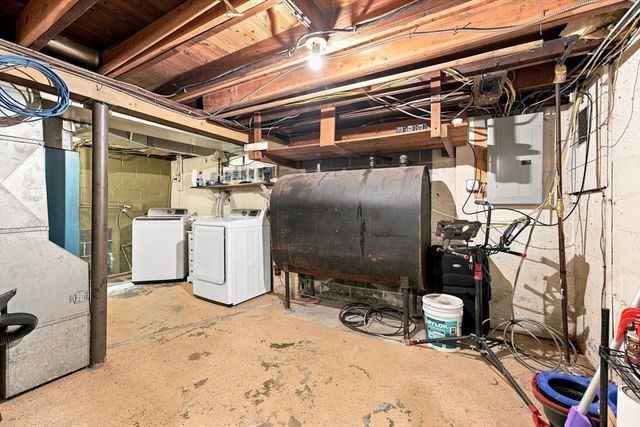 92 Sylvan Lane, Agawam, MA 01030