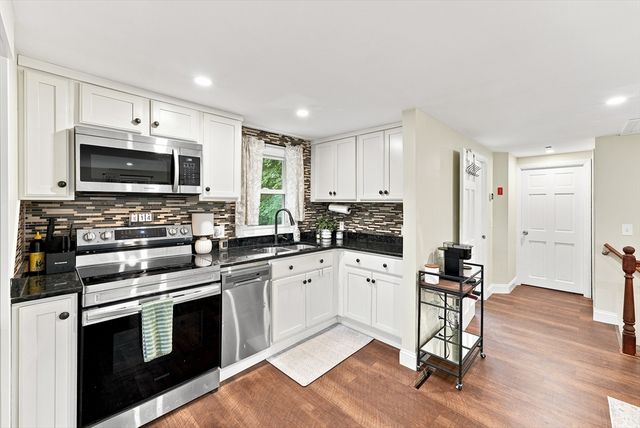 92 Sylvan Lane, Agawam, MA 01030
