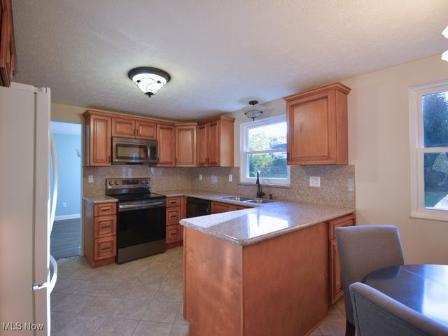 7667 Crimson Court, Mentor, OH 44060