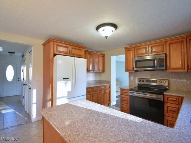 7667 Crimson Court, Mentor, OH 44060