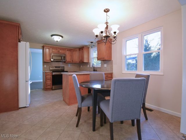 7667 Crimson Court, Mentor, OH 44060