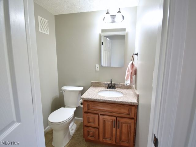 7667 Crimson Court, Mentor, OH 44060