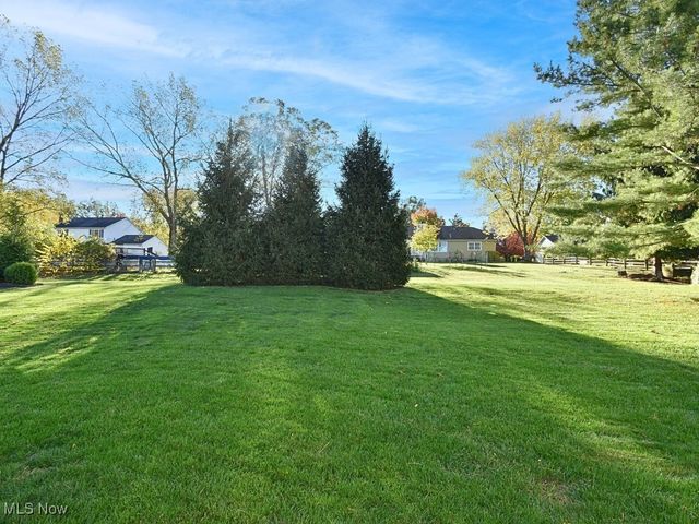 7667 Crimson Court, Mentor, OH 44060