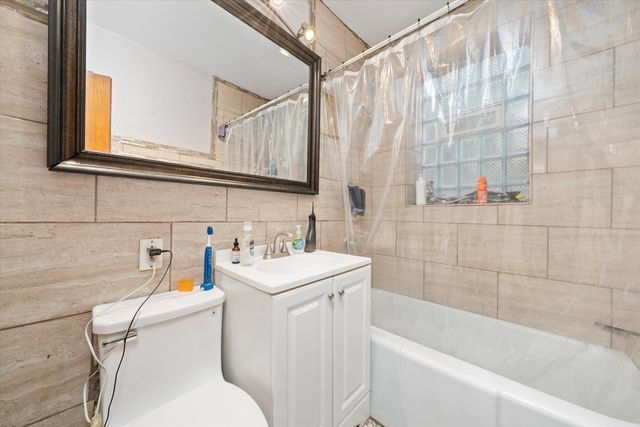 8019 S Marshfield Avenue, Chicago, IL 60620