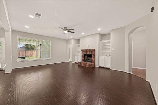 6314 Briar Cross Court, Houston, TX 77084