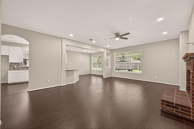 6314 Briar Cross Court, Houston, TX 77084