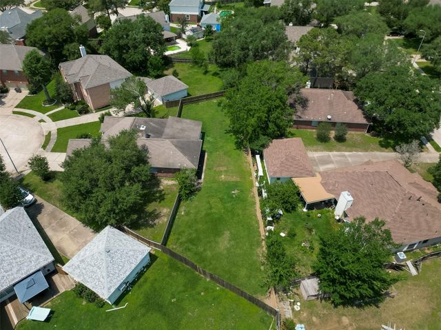 6314 Briar Cross Court, Houston, TX 77084