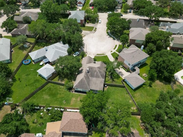 6314 Briar Cross Court, Houston, TX 77084