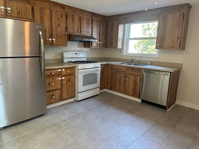 25 French Ave 1, Braintree, MA 02184