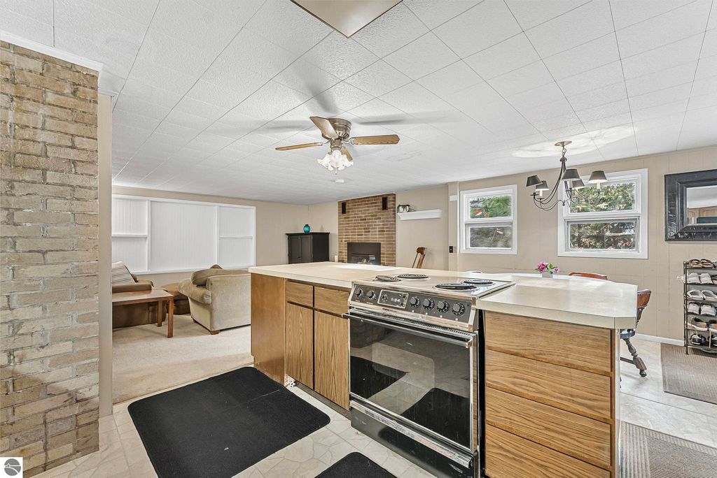 Image 53 of property listing at 7819 + 7811 Hillside Drive, Traverse City, MI 49685