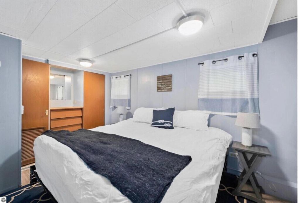 Image 76 of property listing at 7819 + 7811 Hillside Drive, Traverse City, MI 49685