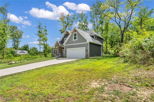 5 Foxwood Circle, Wakeman, OH 44889