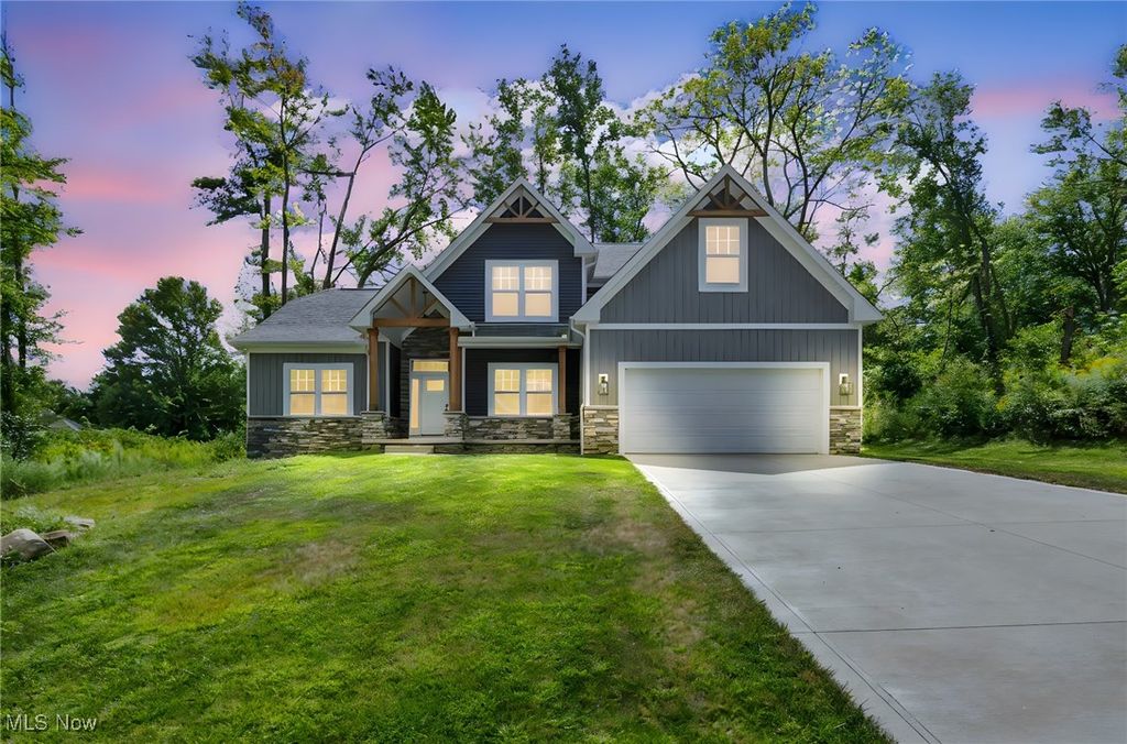 5 Foxwood Circle, Wakeman, OH 44889